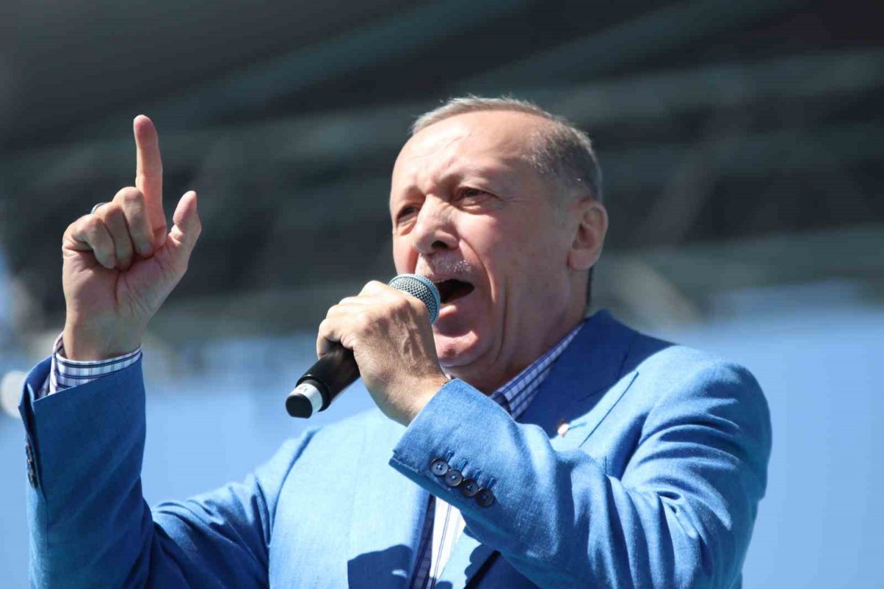 Cumhurbaşkanı Erdoğan: "Erdoğan olduğu sürece Selo’yu, meloyu çıkartamazlar"