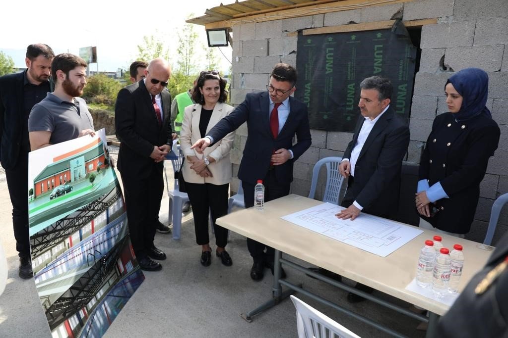 Çilimli’ye yarı olimpik yüzme havuzu