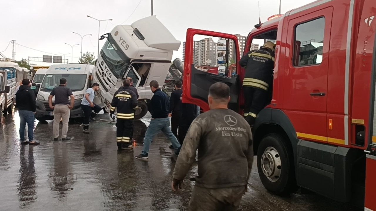 Gaziantep’te zincirleme trafik kazası: 5 yaralı