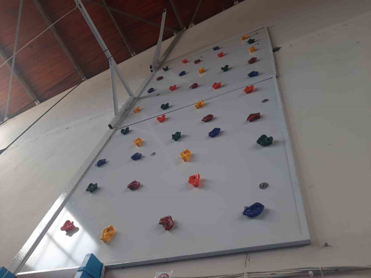 Gediz’de “Sporla dokunmadık yürek kalmasın” projesi ile çalışmalar devam ediyor