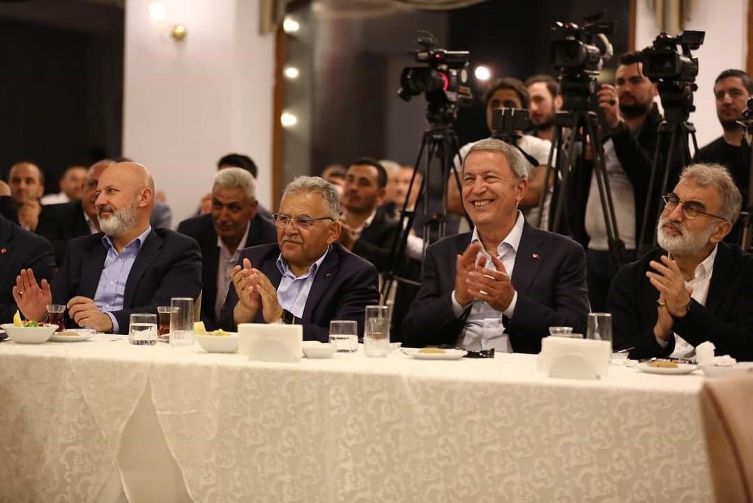 KANİDER’de coşkulu buluşma