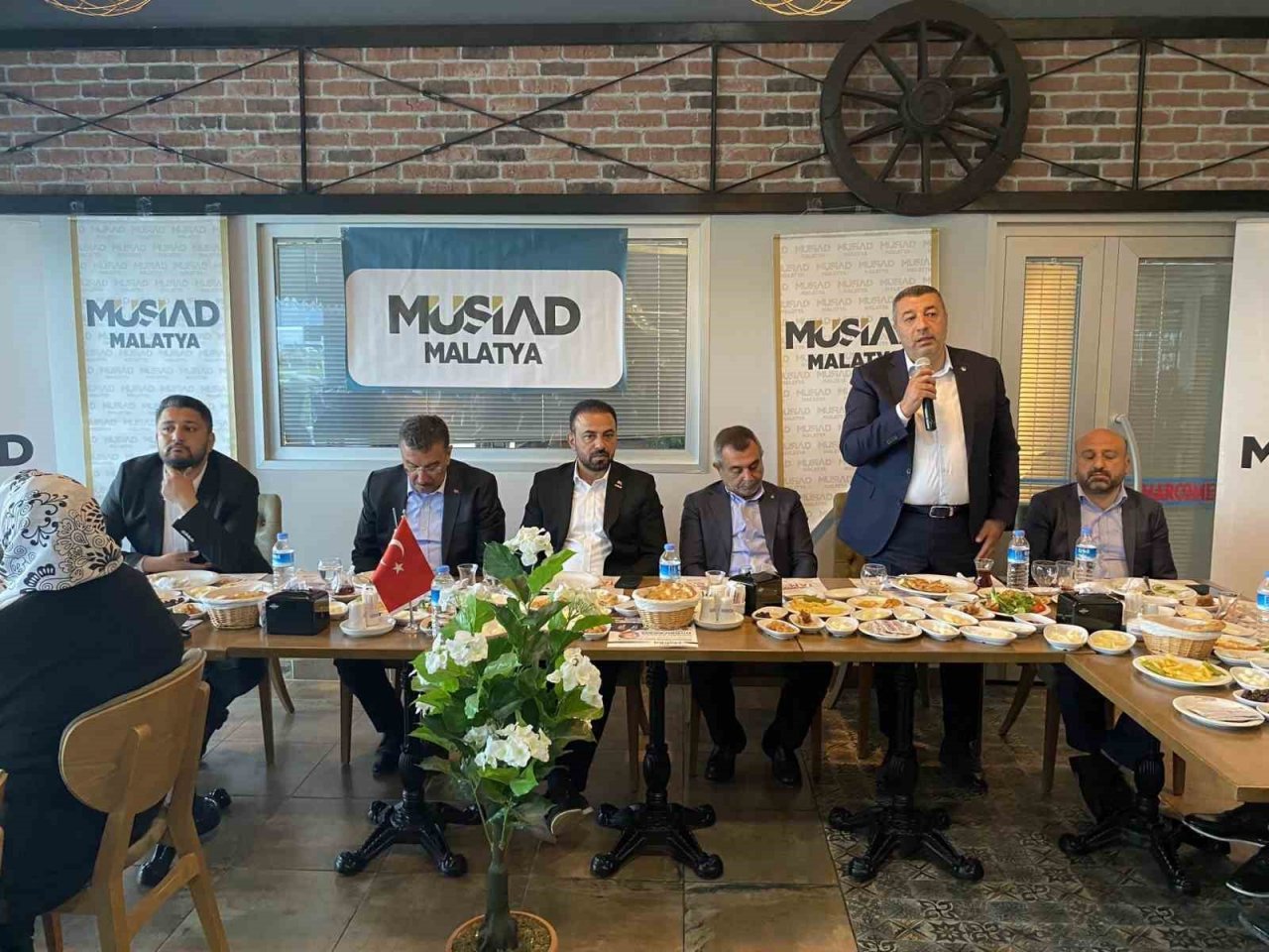 MÜSİAD Malatya, AK Parti’nin vekil adaylarını ağırladı