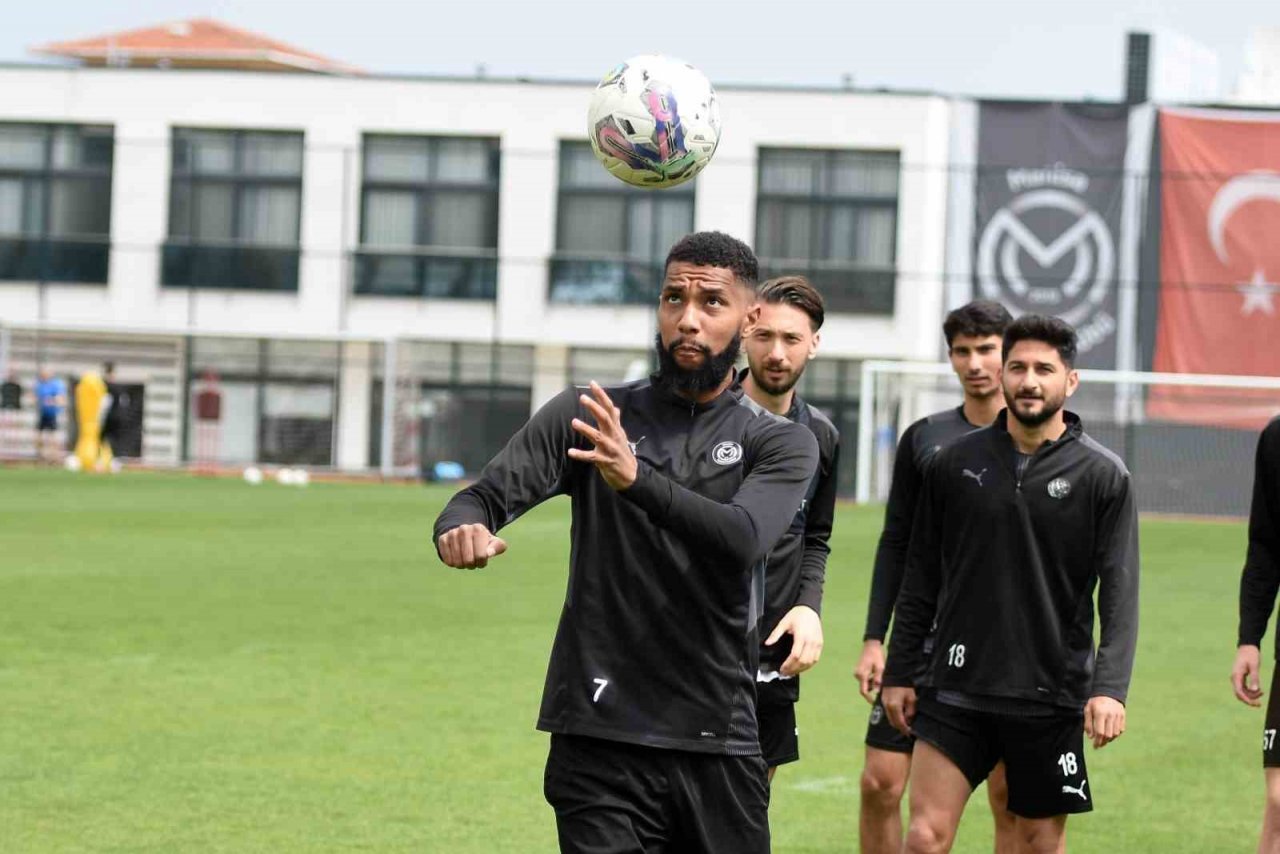 Manisa FK, Göztepe hazırlıklarını tamamladı