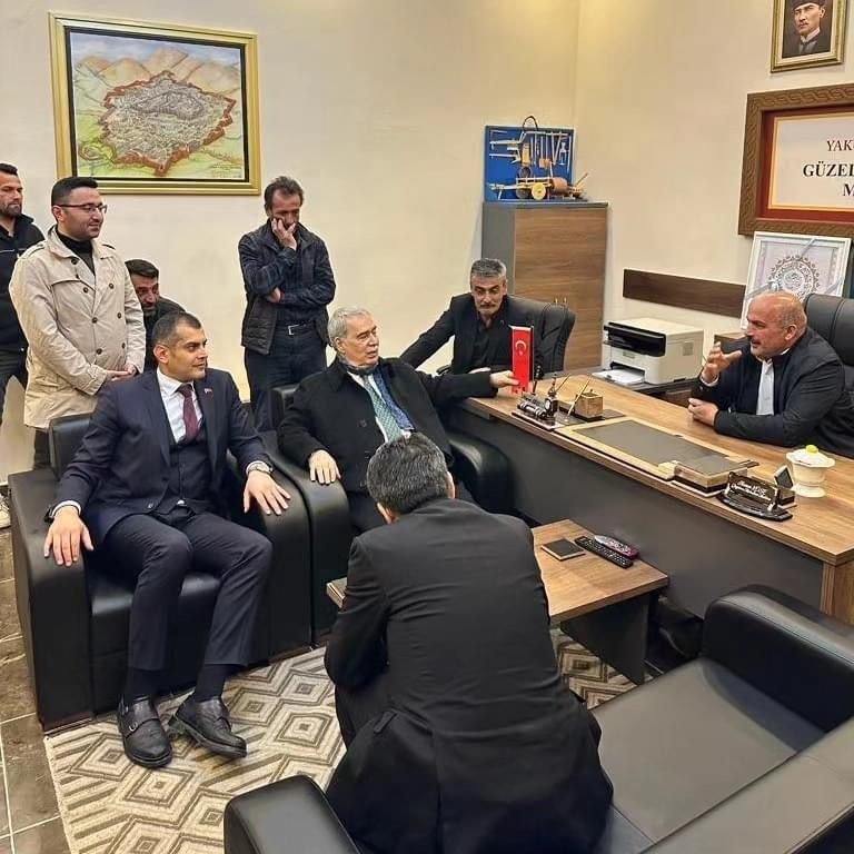 Güzelova’da 3 hilal bir arada