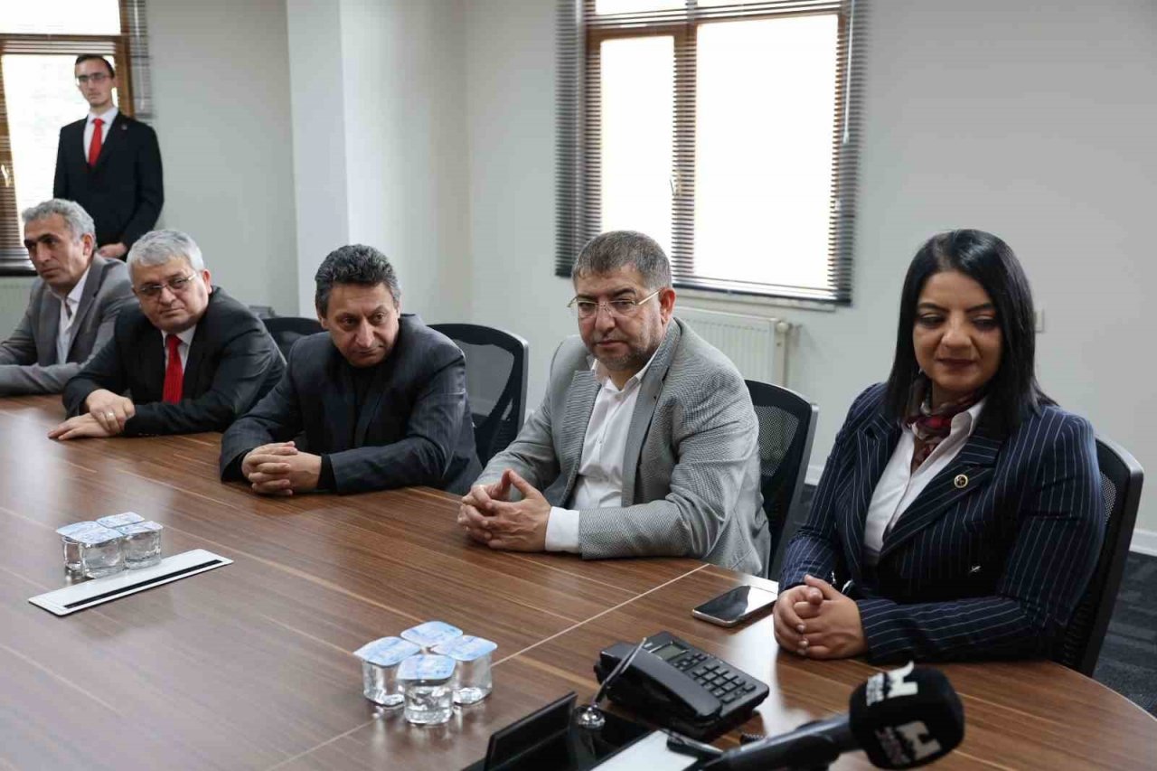 MHP’li adaylardan Başkan Özdoğan’a ziyaret