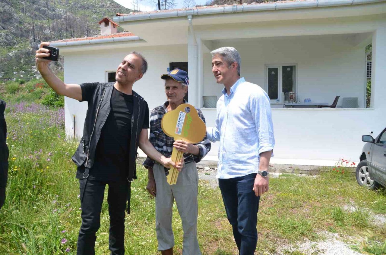 Marmaris Belediyesi ve AHBAP işbirliğiyle evlerine kavuştular