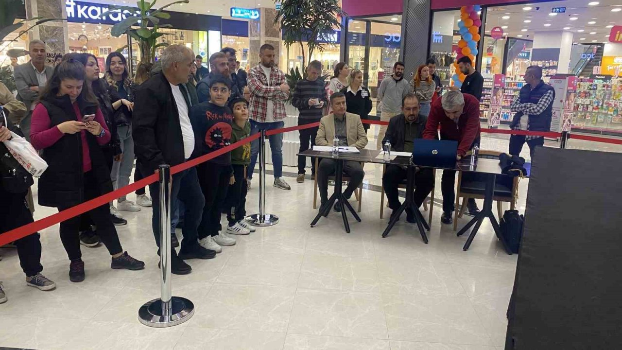 "Alo..Çekilişte otomobil çıktı"