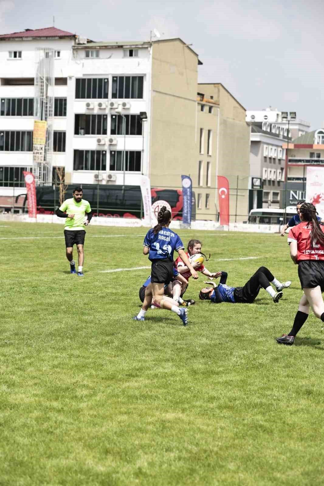 Ragbi Türkiye Şampiyonasında heyecan başladı