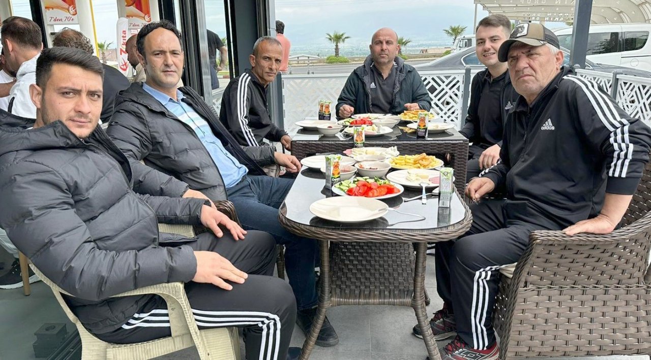 Turgutlusporlu futbolcular moral depoladı