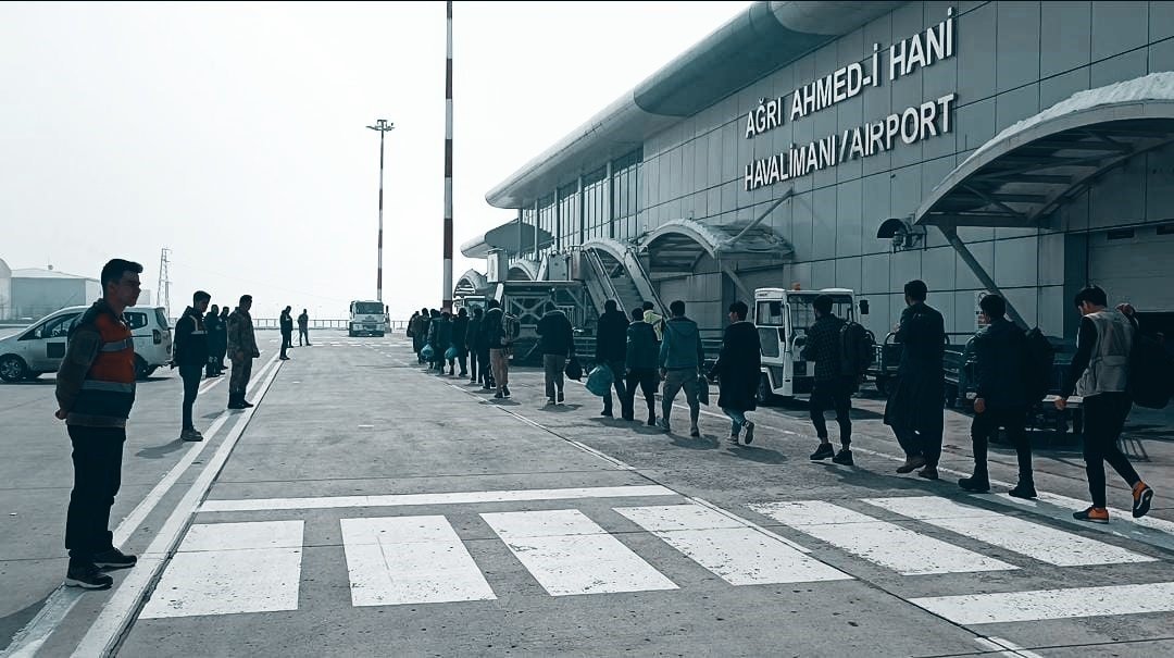 Ağrı’da 80 düzensiz göçmen yakalandı