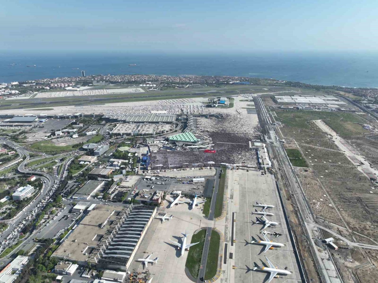 AK Parti Büyük İstanbul Miting alanı havadan böyle görüntülendi