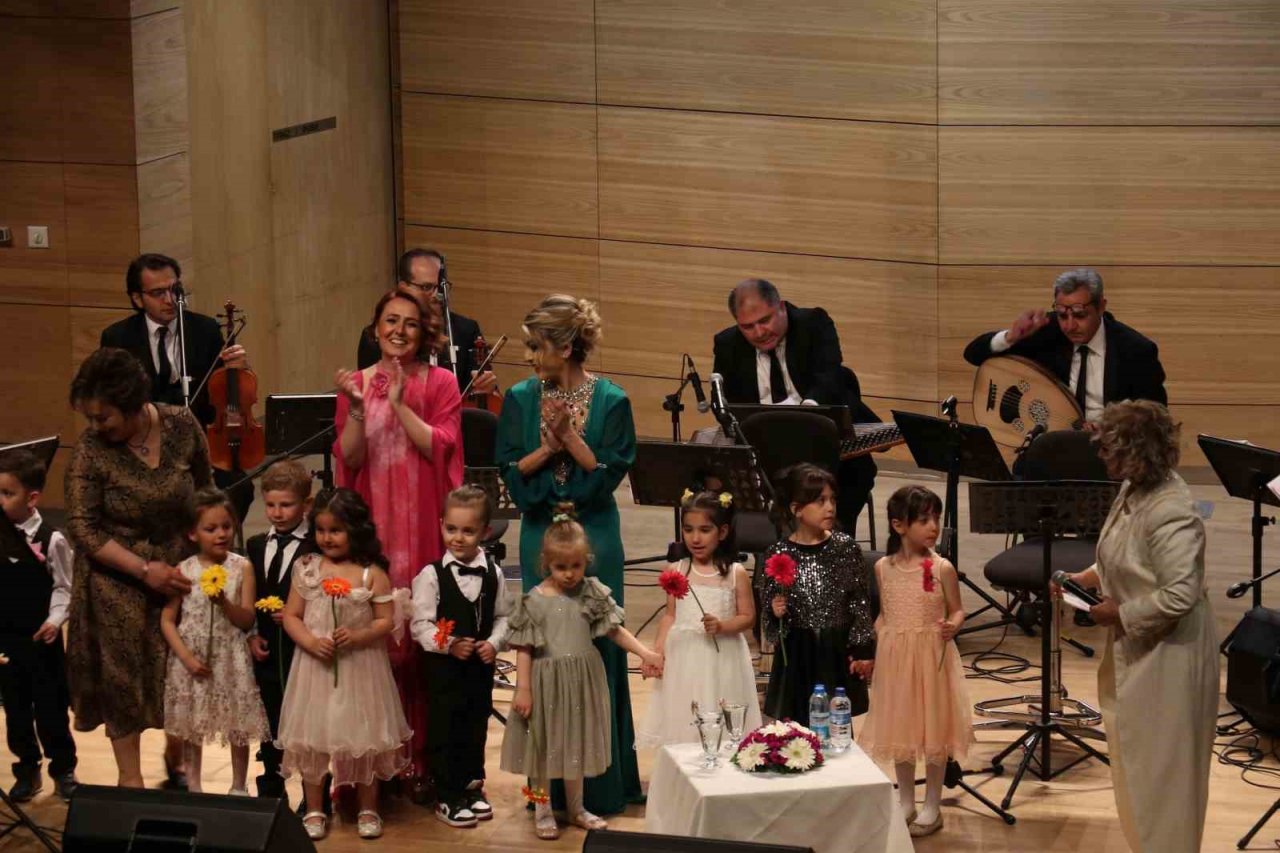 Ankara’da deprem anneleri için konser