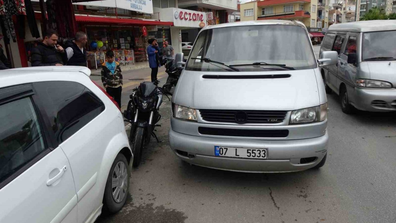 Kaskı sayesinde ölümden döndü