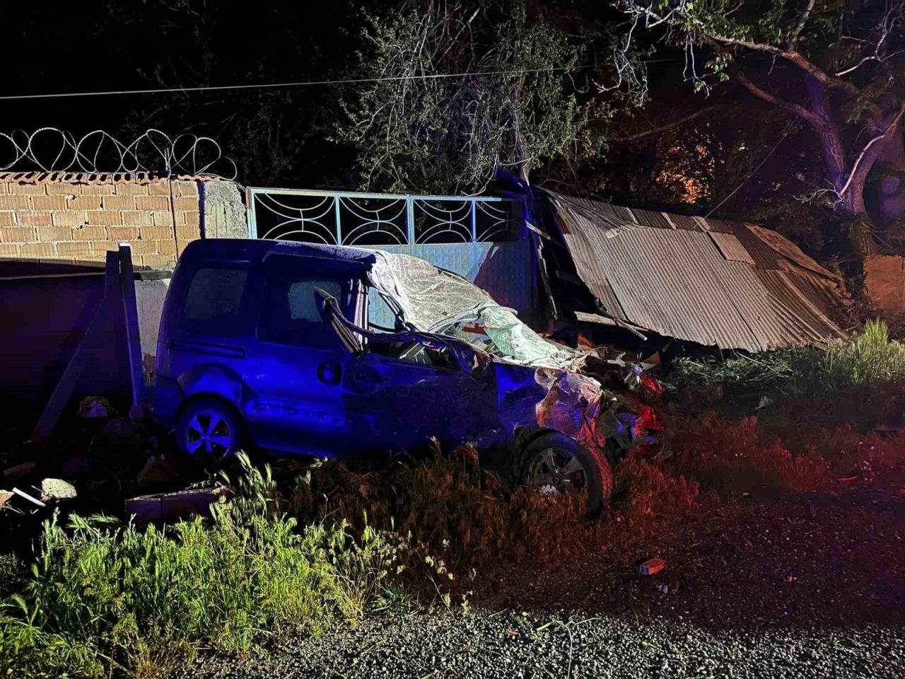 Elazığ’da takla atan araç hurdaya döndü: 1 yaralı