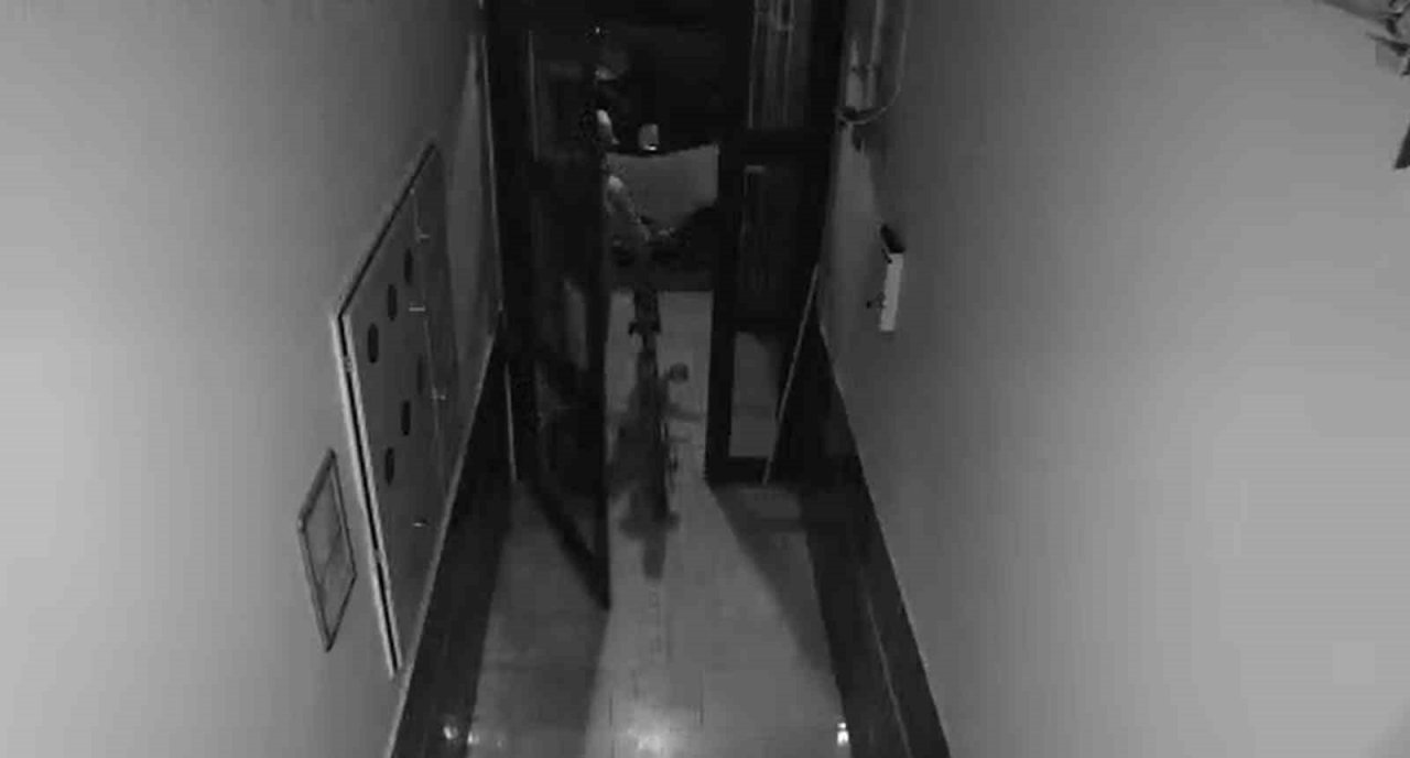 Eskişehir’de 12 gün arayla bir apartmanda 2 farklı hırsızlık olayı tedirgin etti