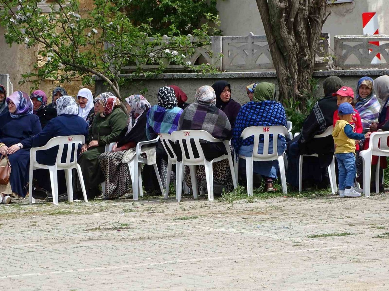 Hisarcık’ta giyim kursu yıl sonu sergisi