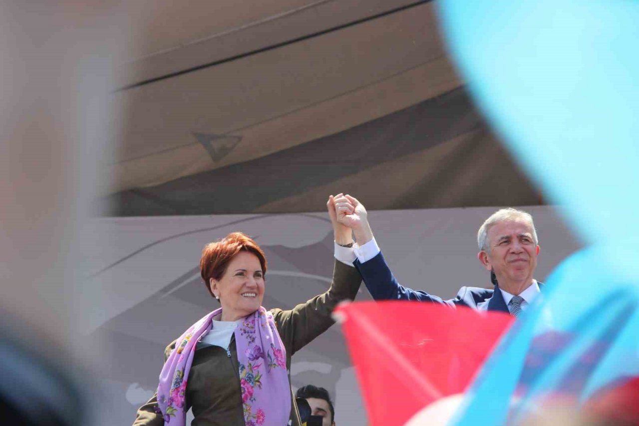 Meral Akşener: “İnanın böyle rezilliklerle dolu seçime ilk defa gidiyoruz”