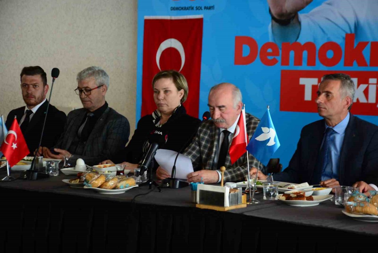 DSP Kocaeli İl Başkanı Halim Dedeoğlu: “Türk milleti 14 Mayıs’ta sandıklara koşacak, Amerika’nın ve AB koalisyonunun ülkemizdeki iş birlikçilerine hak ettikleri cevabı verecektir”