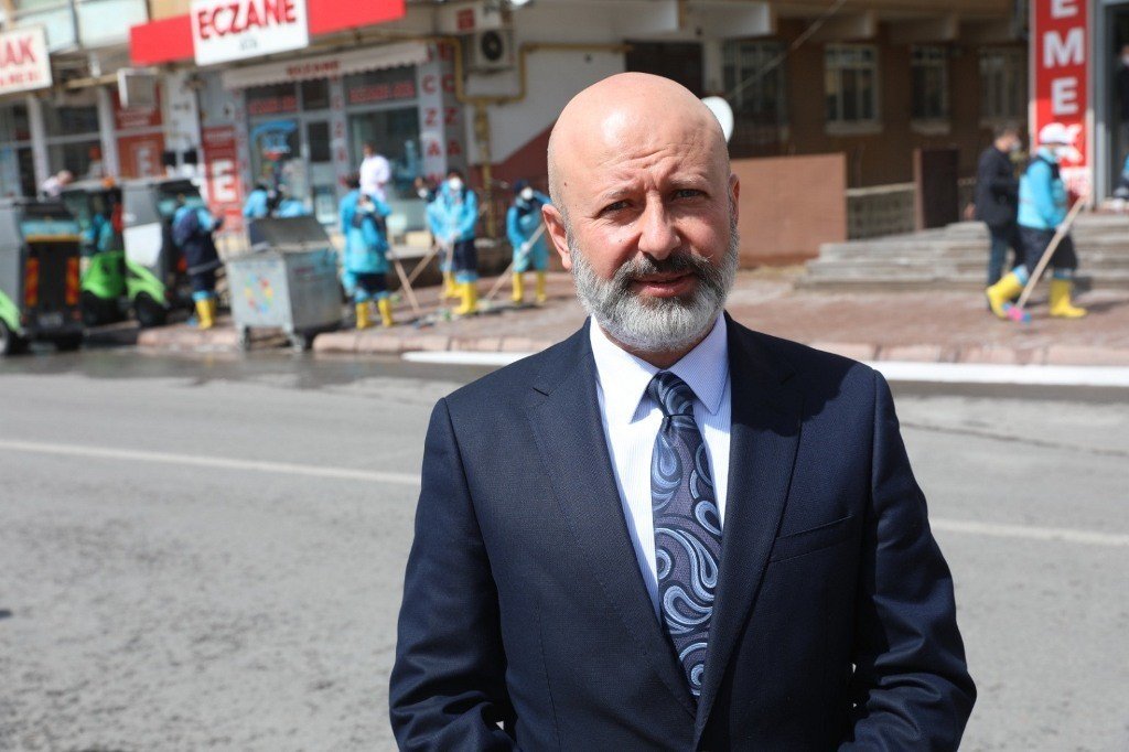 Kocasinan’da Bahar temizliği Devam Ediyor