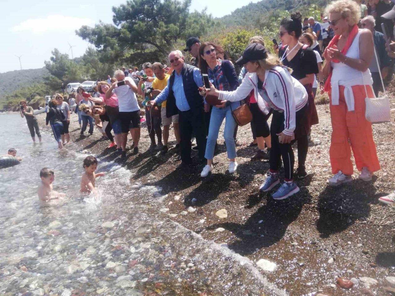 Akdeniz’den testilerle taşınan su Ege’ye döküldü