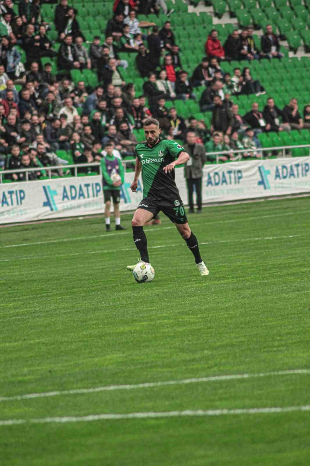 Spor Toto 1. Lig: Sakaryaspor: 3 - Pendikspor: 2