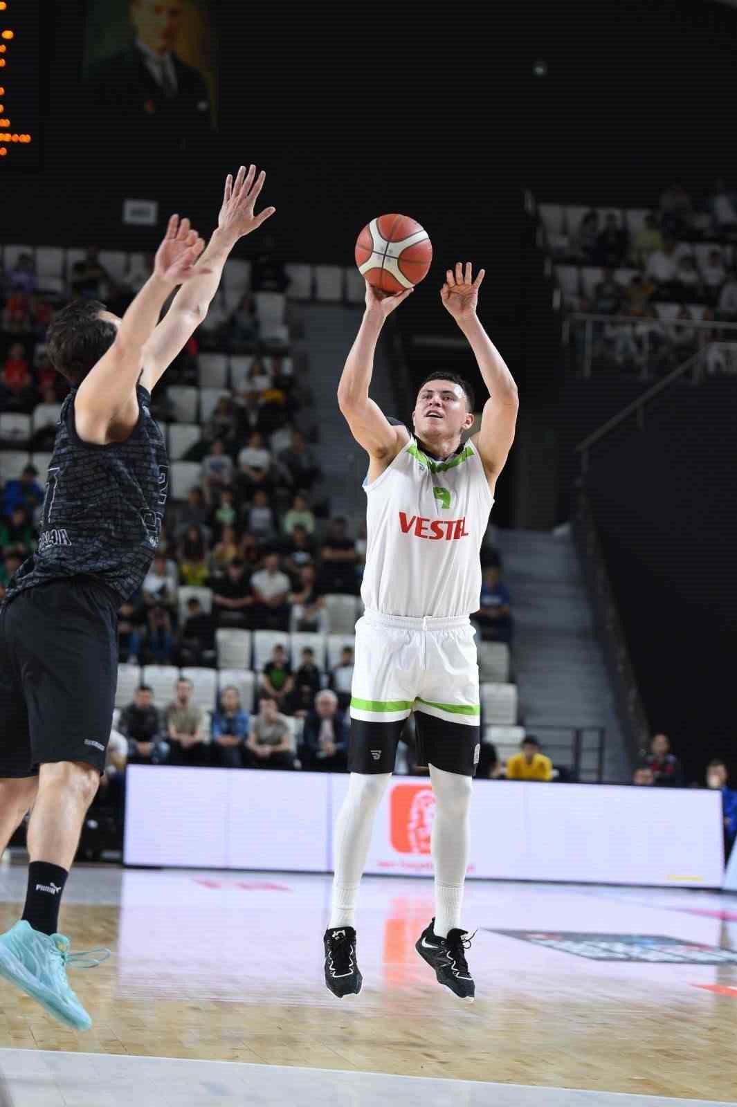 Türkiye Sigorta Basketbol Süper Ligi: Manisa BBSK: 87 - Büyükçekmece Basketbol: 74