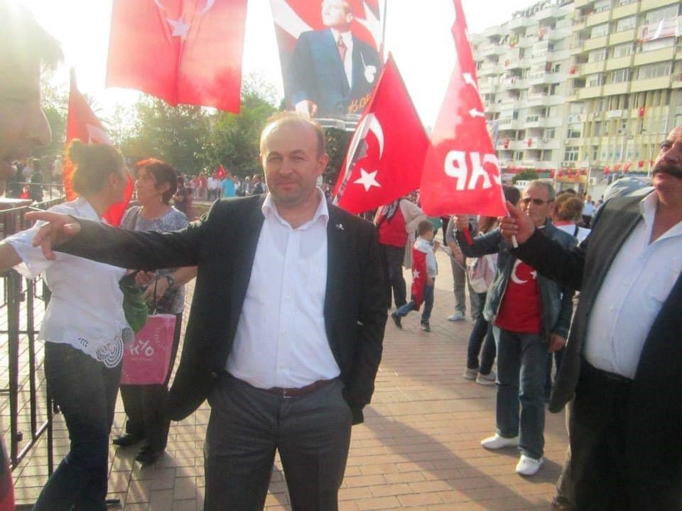 1 kişiyi öldürüp, karısını silahla yaralayan katil zanlısı tutuklandı