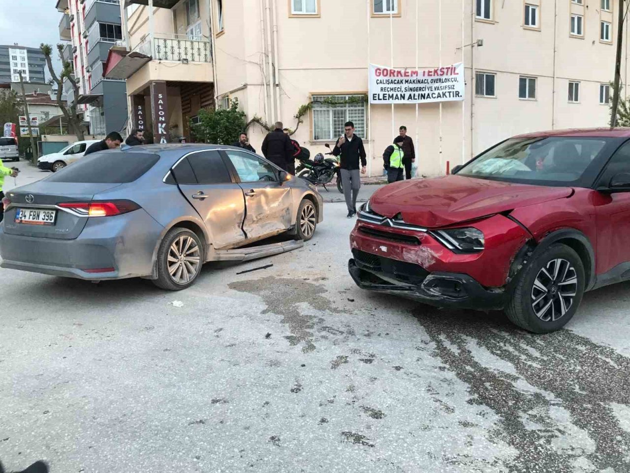 Bilecik’te trafik kazası, 3 kişi yaralandı