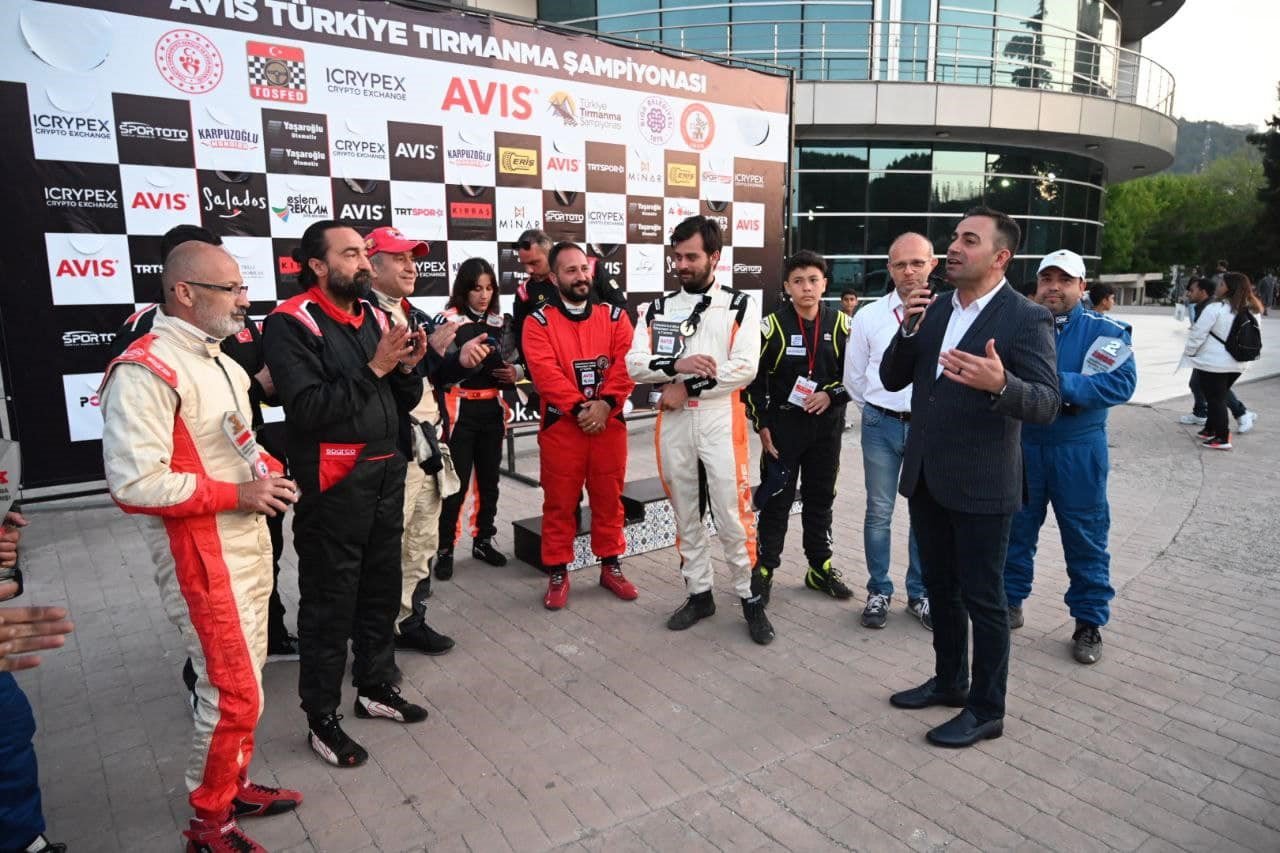 Yarış tutkunları Biga’da bir araya geldi