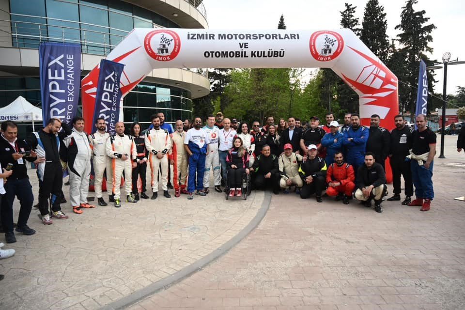 Yarış tutkunları Biga’da bir araya geldi