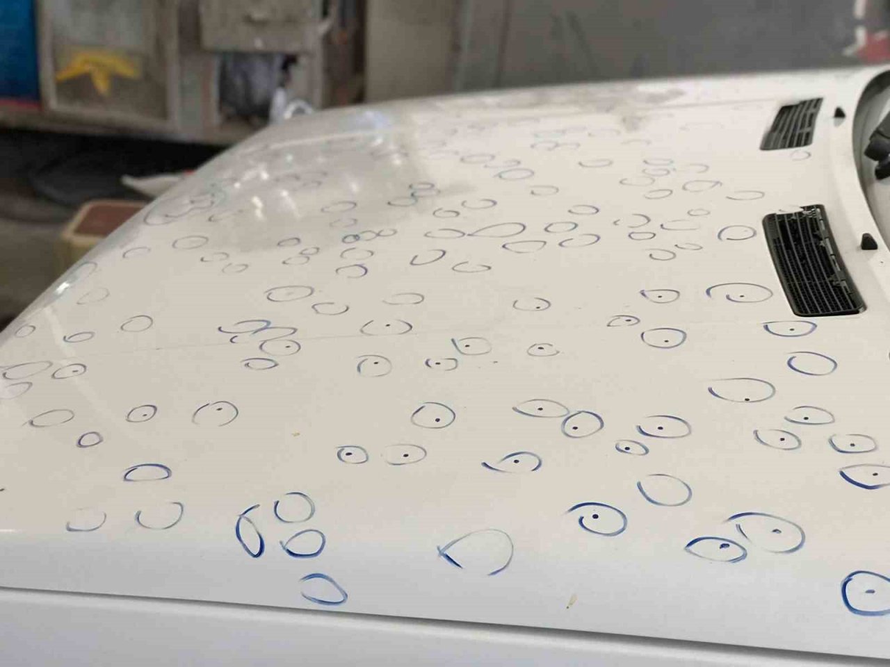 Oto tamircilerinde dolu kuyruğu oluştu