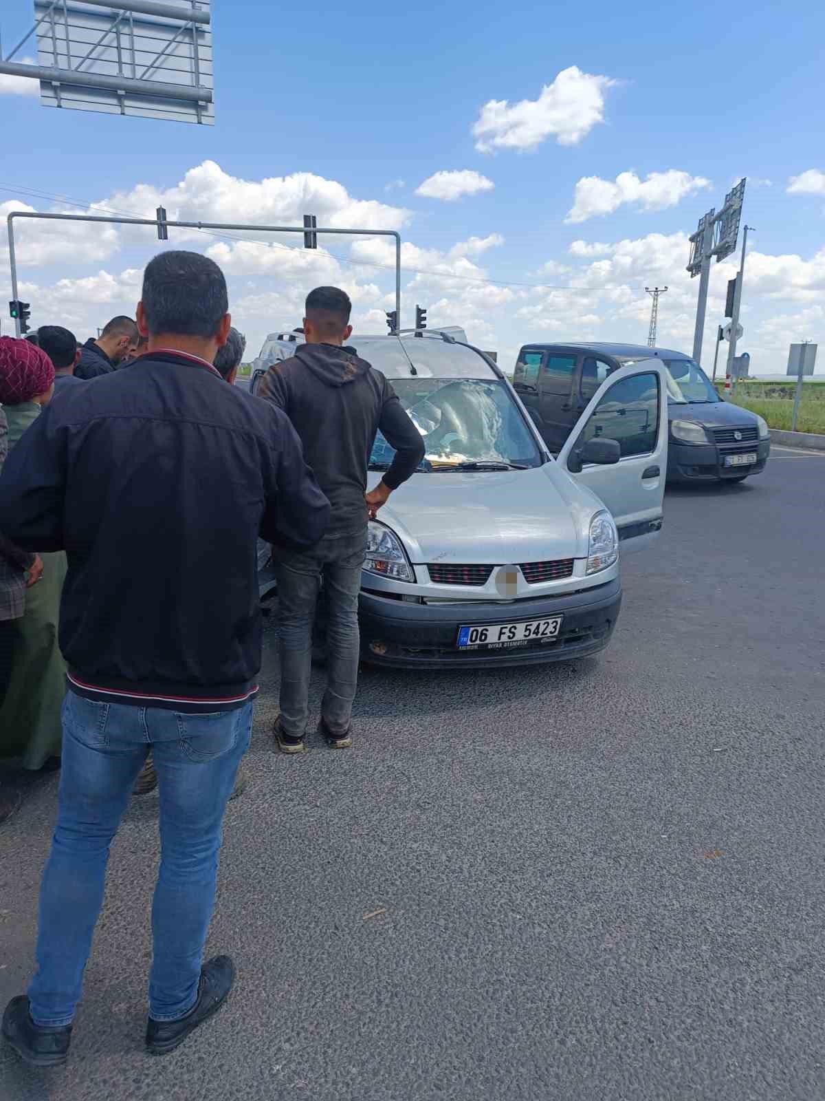 Çınar’da trafik kazası: 1’i ağır 4 yaralı