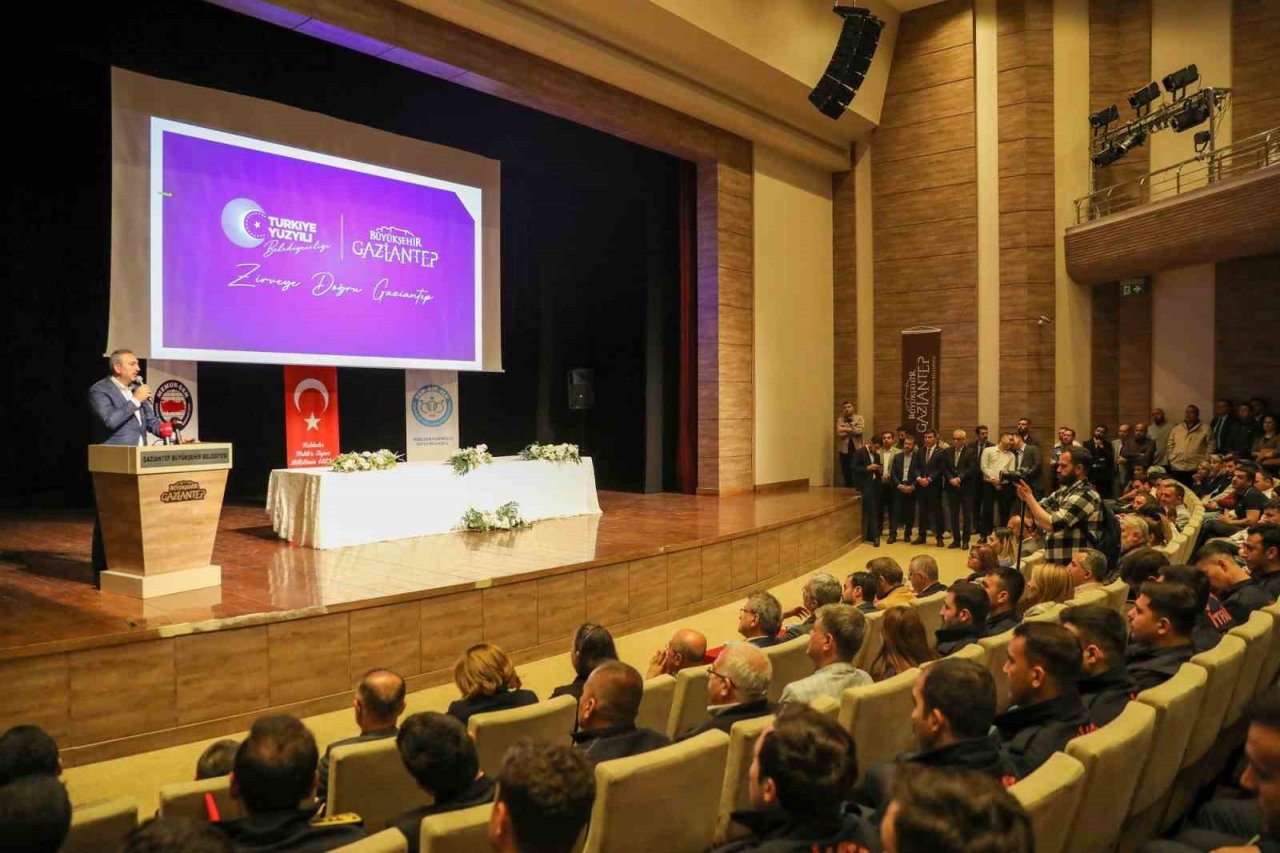 Şahin, sözleşmeli personele verilecek sosyal denge tazminatını iki katına çıkardı