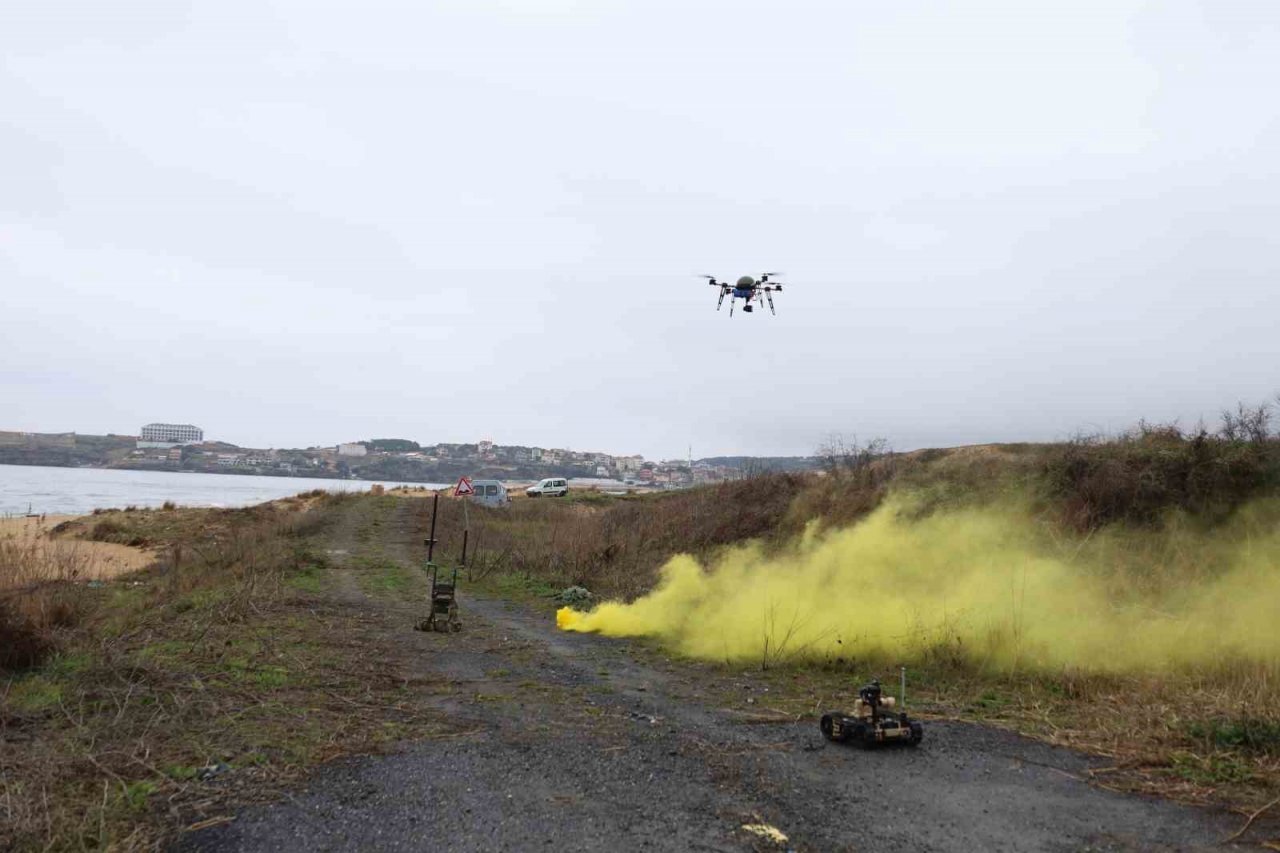 SAS Komandolarının nefes kesen el yapımı patlayıcı eğitimi