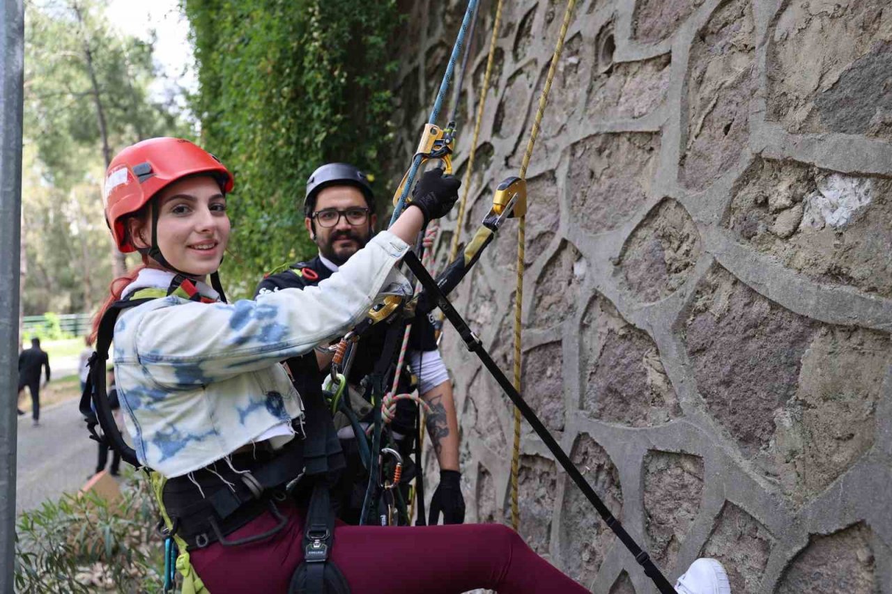 Kampüste aksiyon dolu ‘iş sağlığı’ eğitimi