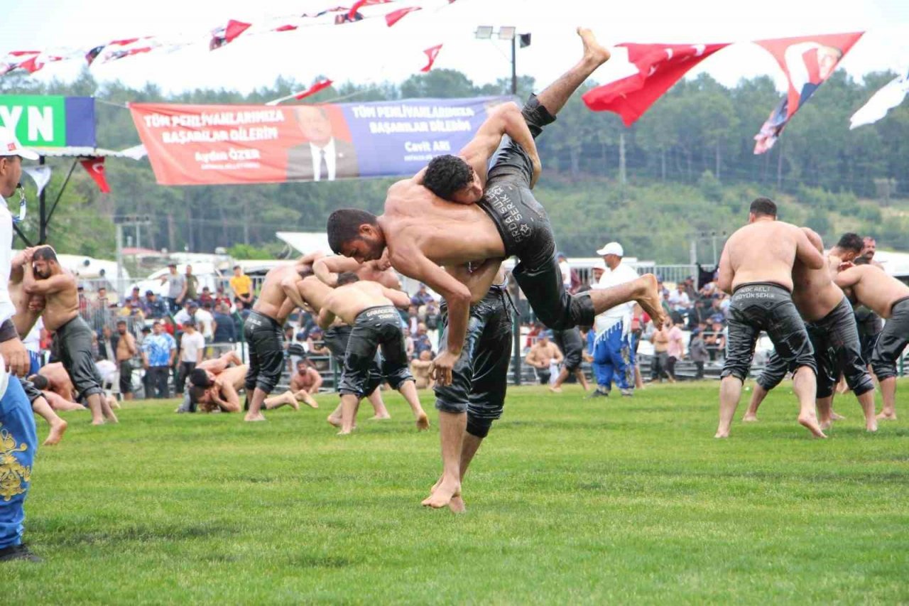 Kumluca Başpehlivanı İsmail Balaban oldu