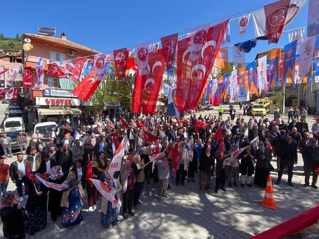 MHP’li Yusuf Garip, Güney’de yoğun ilgiyle karşılandı