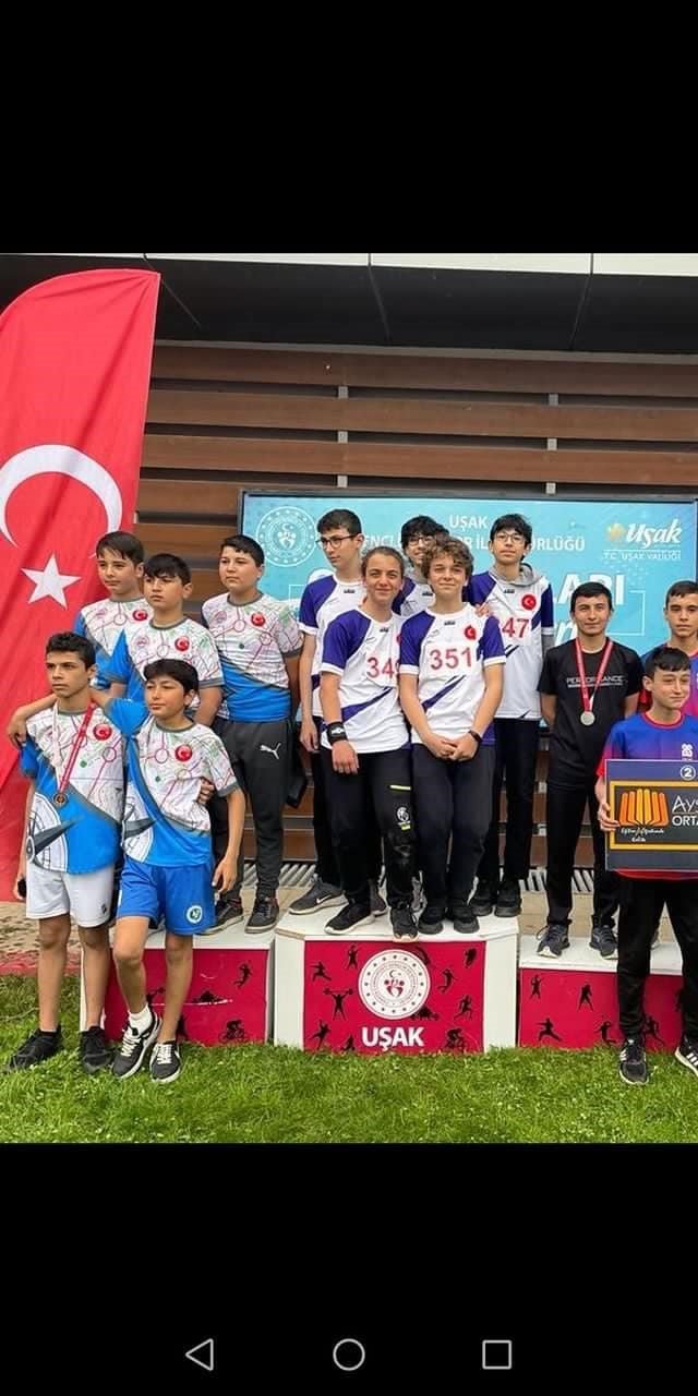 Muğla temsilcisi oryantiringde bölge şampiyonu oldu