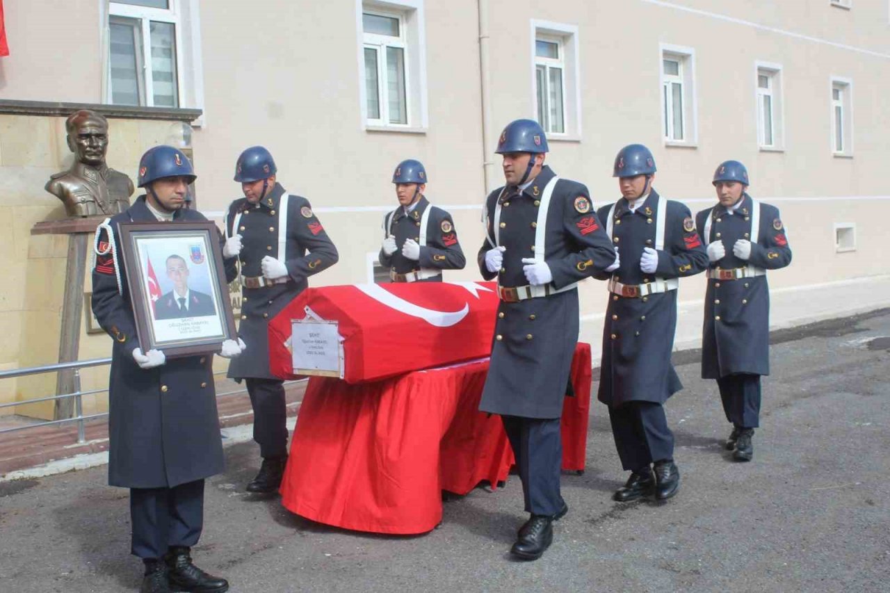 Nevşehir’de şehit olan Uzman Onbaşı Kabayel memleketine uğurlandı