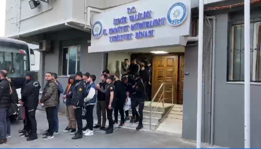 3 milyar liralık İzmirim Kart dolandırıcılığında şüpheliler adliyede