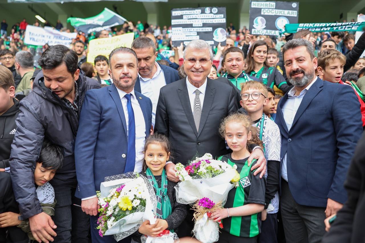 Başkan Yüce’den Sakaryaspor için şampiyonluk mesajı: