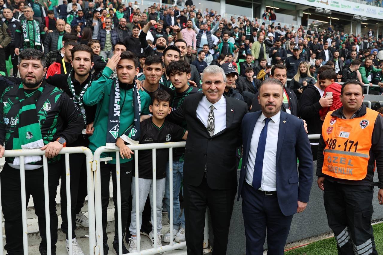Başkan Yüce’den Sakaryaspor için şampiyonluk mesajı: