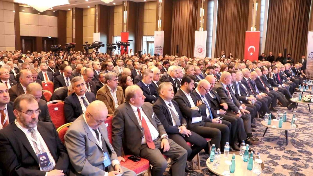 Bakan Muş: "Togg’dan Samsun’da bir babayiğitlik göstermesini istiyoruz"