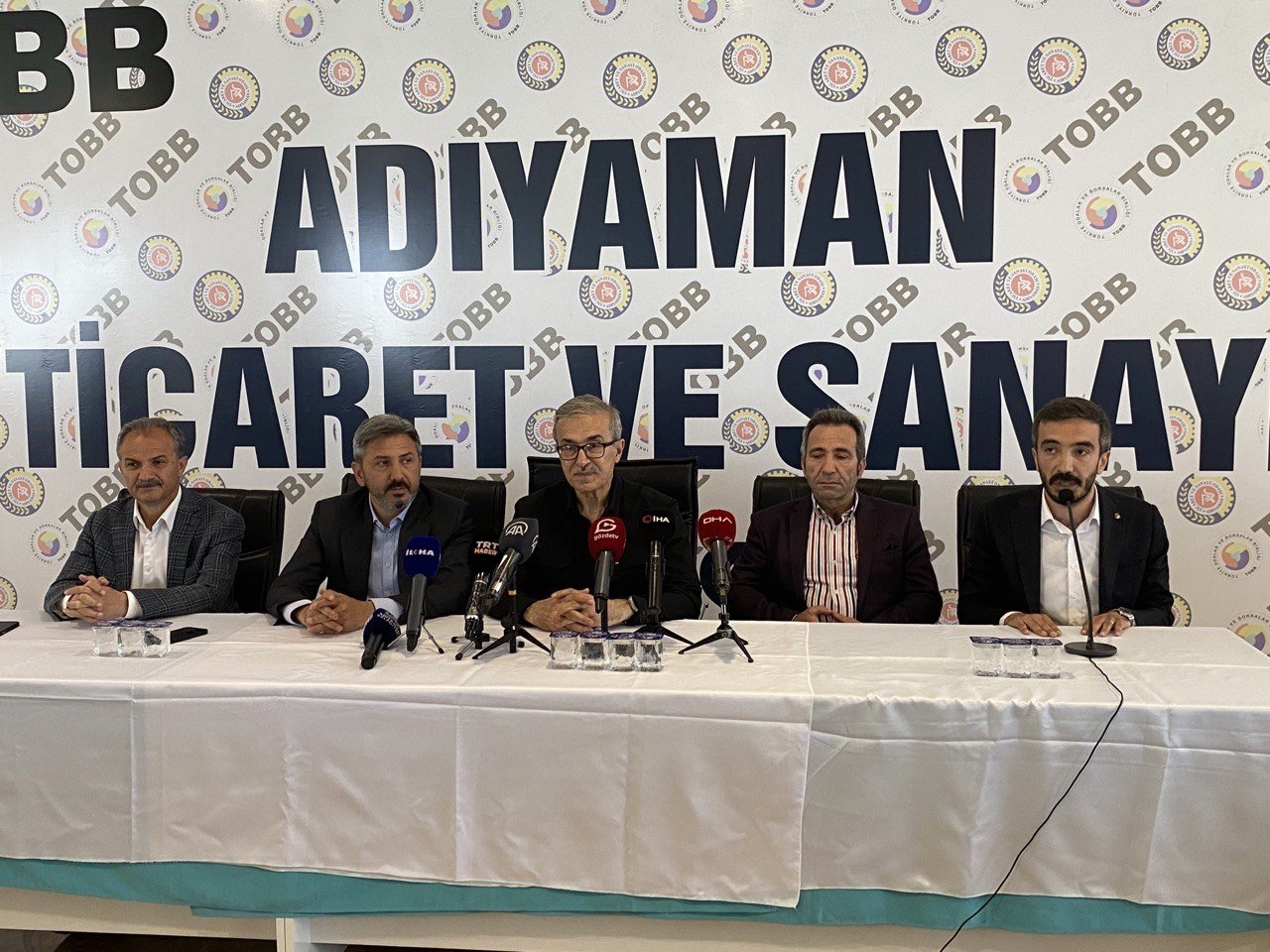 Savunma Sanayii Başkanı Demir, Adıyaman’da sanayici ve iş adamlarıyla buluştu