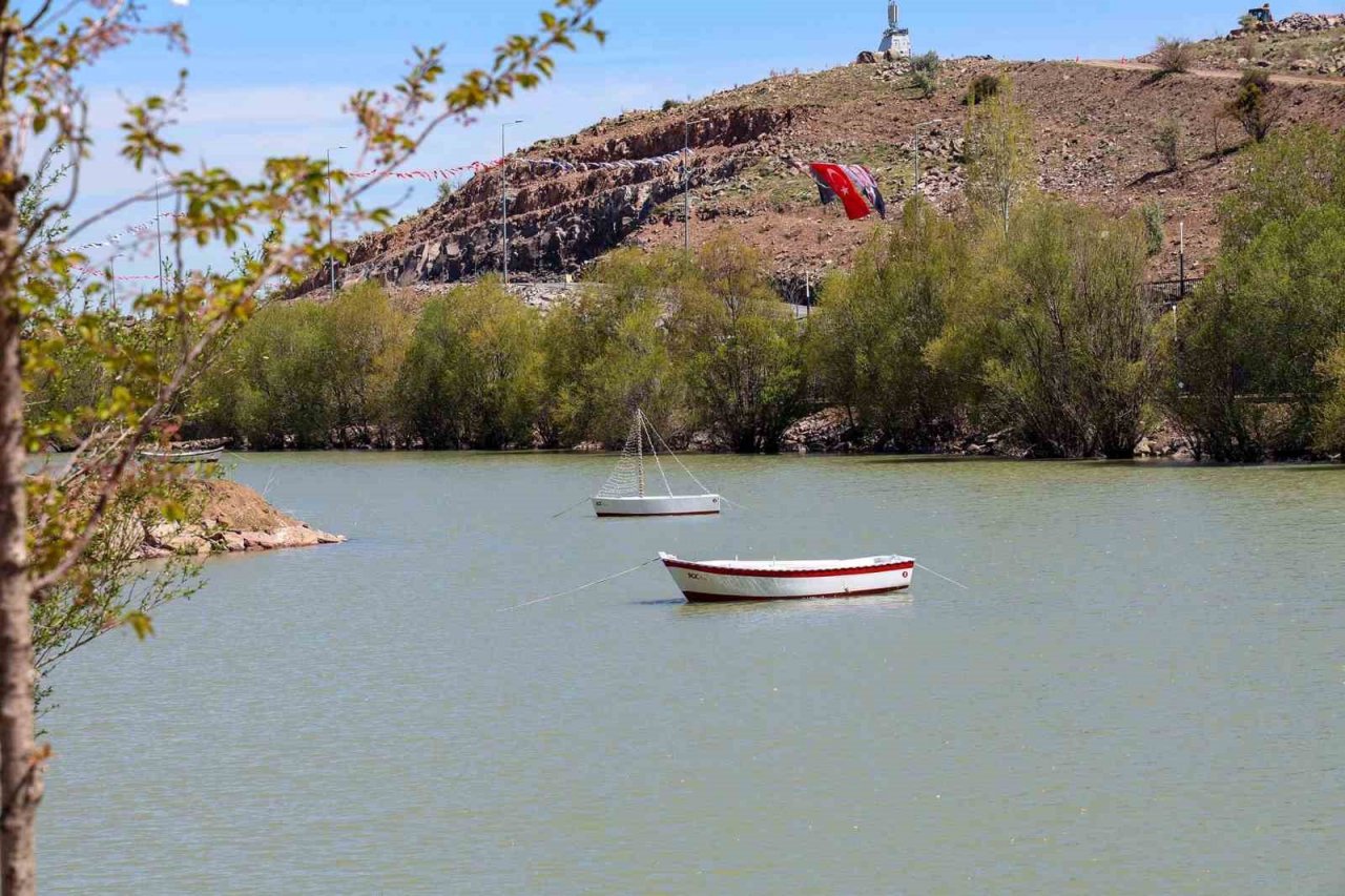 Talas’ın muhtarlarından 100. Yıl Mesire Alanı’na tam not