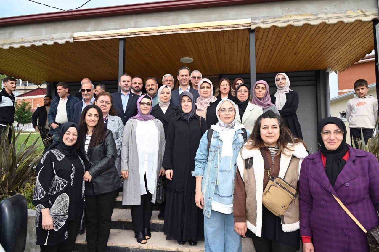 Yalova Belediyesi’nden Seyrantepe’ye yeni nesil park