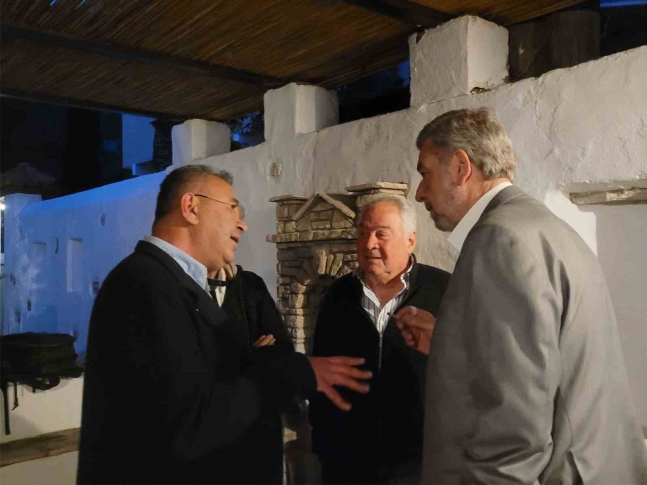 KUTO Başkanı Akdoğan, Yunanistan’da yaptığı konuşmada vize sorununa dikkat çekti