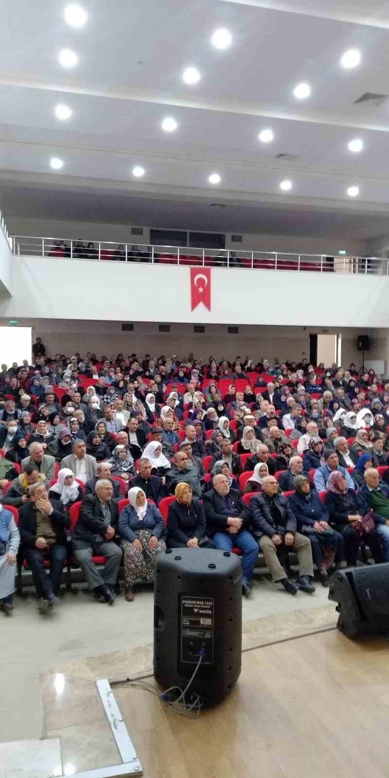 Afyonkarahisar’da hacı adaylarına yönelik seminer