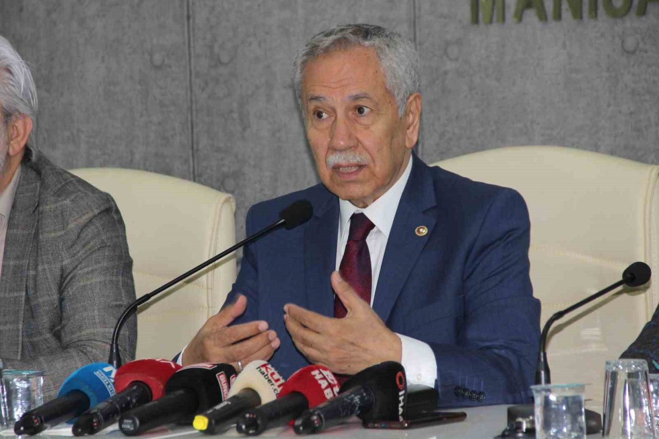 Arınç: “HDP’nin muhafazakar Kürtleri AK Parti’ye oy verecektir”