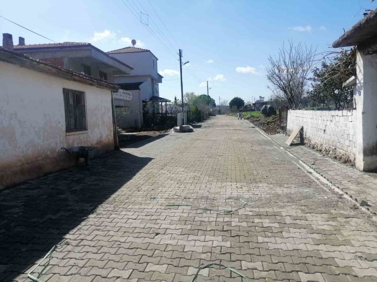 Gömeç’te parke taş çalışmaları devam ediyor